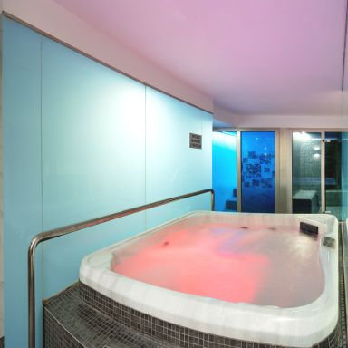 jacuzzi